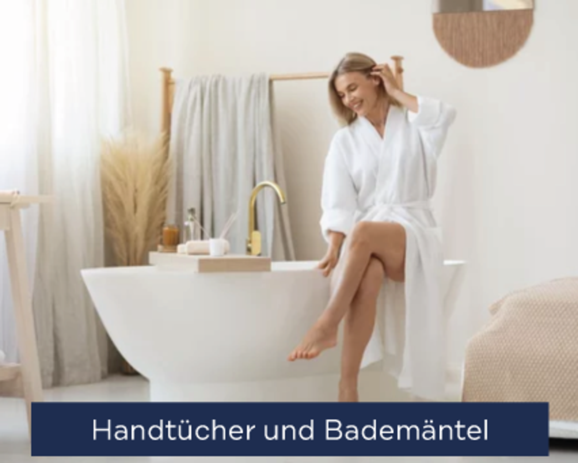 Bademäntel-Hadntücher-badezimmer-frottee-cawö-Betten-Emmerich.png